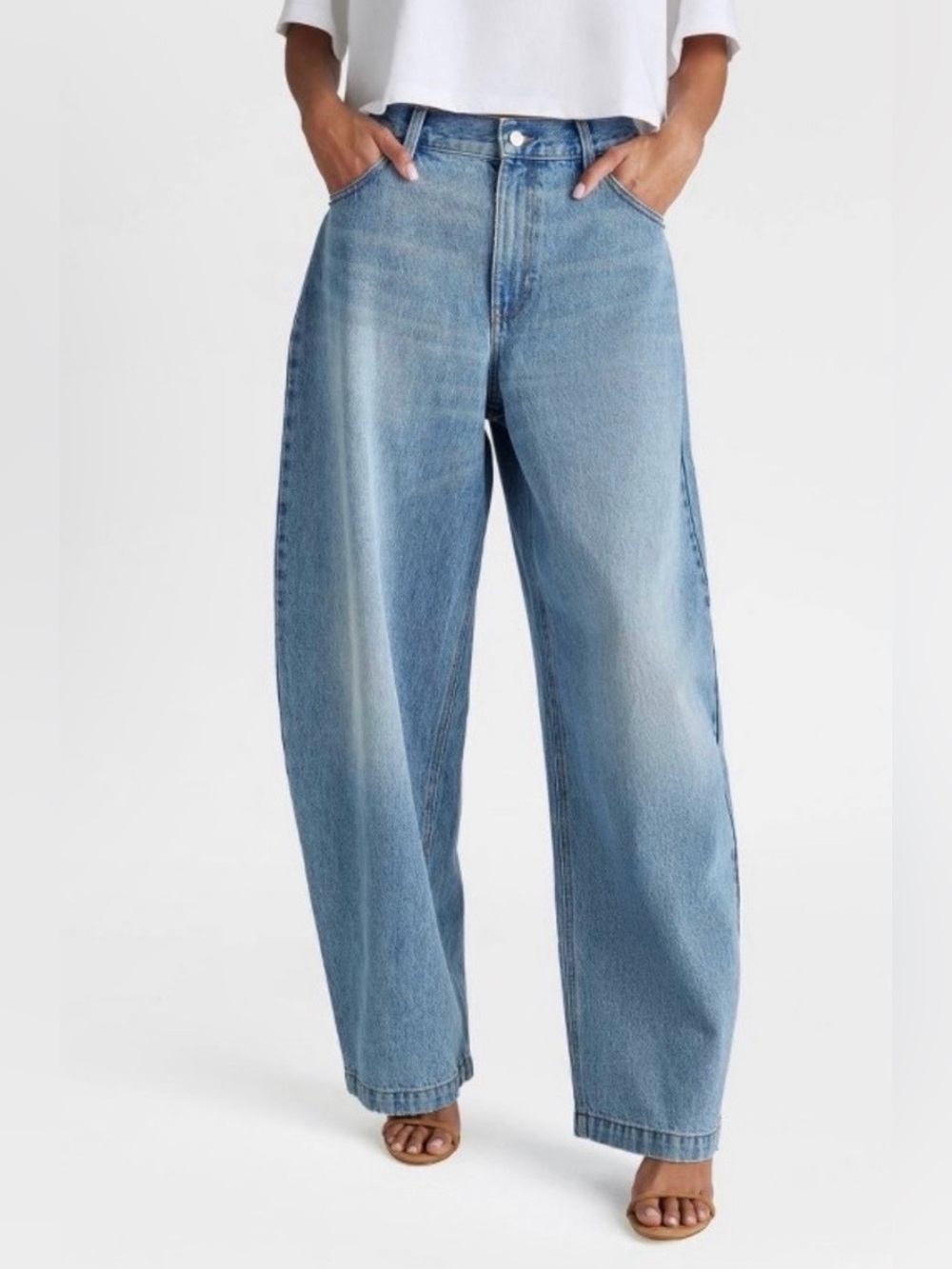 NWT KBB by Kahlana Blue Barrel leg Wide-Leg denim Jeans - Picture 3 of 8